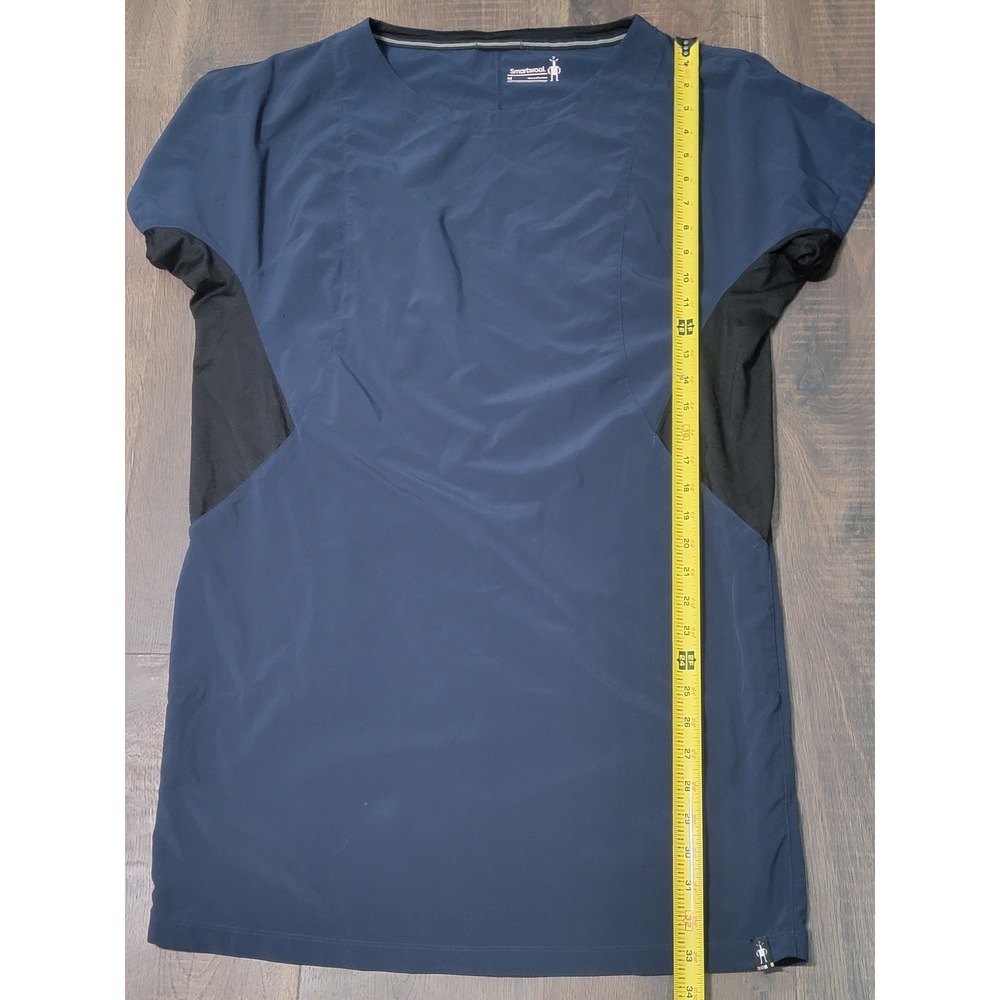 Smartwool Women's Short Sleeve Active Dress Navy Black Medium Athletic
